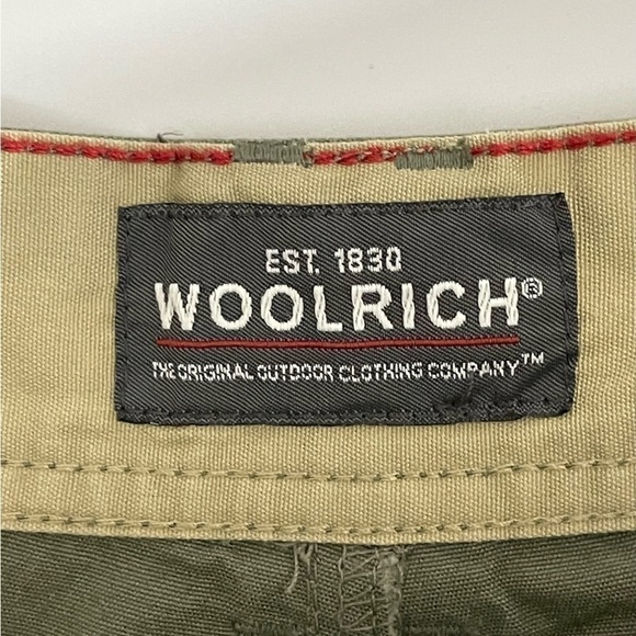 Woolrich sz 38 mens cargo shorts olive nearly new - Picture 11 of 13